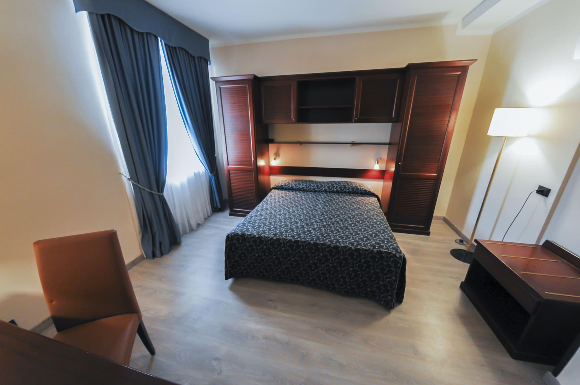 Hotel Mediterraneo Civitavecchia Extérieur photo