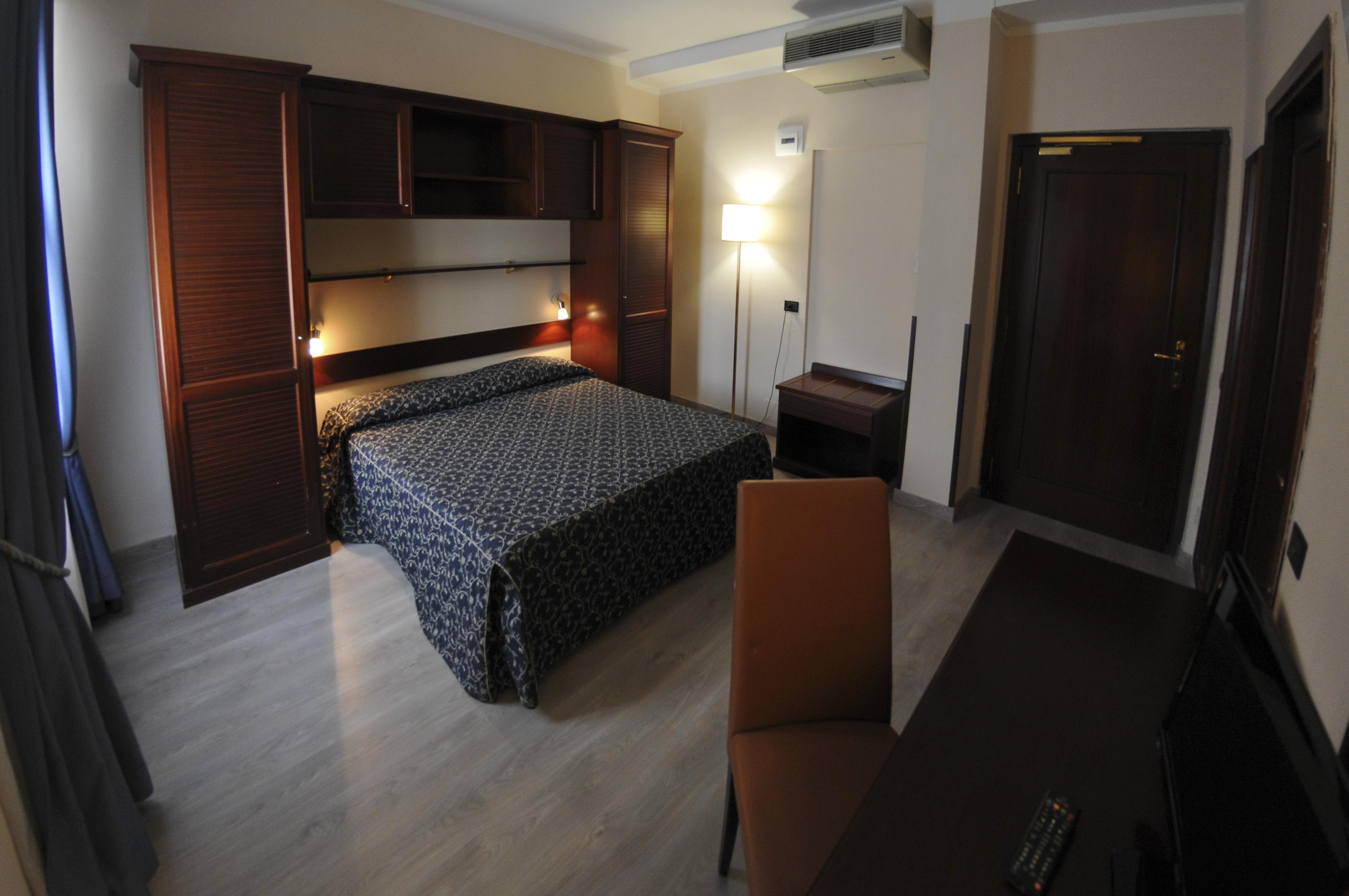 Hotel Mediterraneo Civitavecchia Extérieur photo