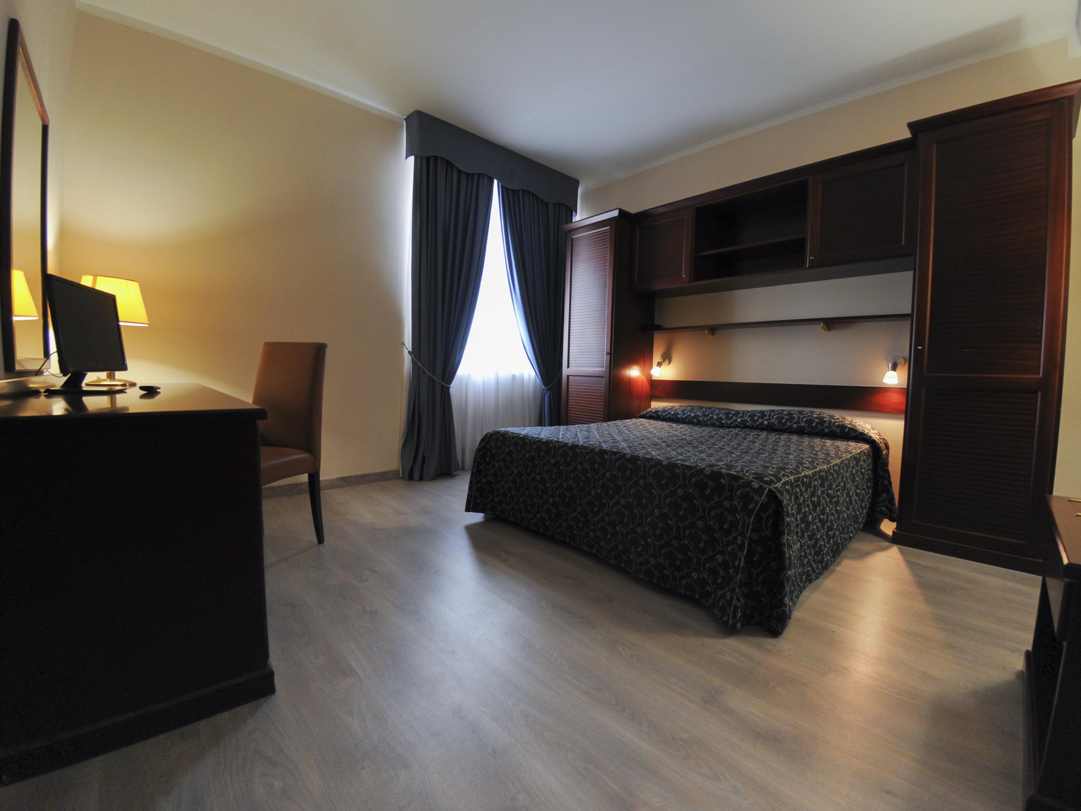 Hotel Mediterraneo Civitavecchia Extérieur photo