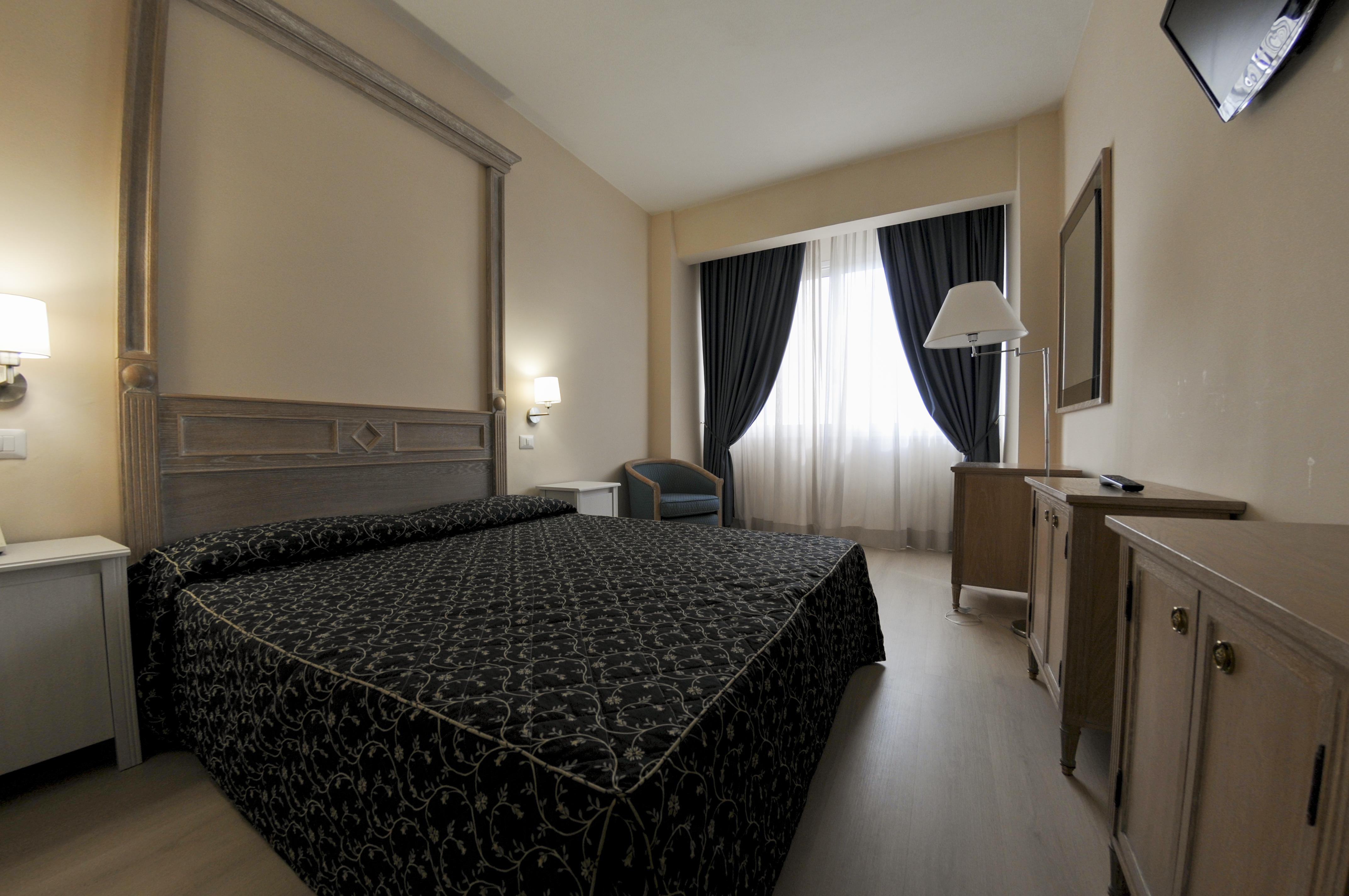 Hotel Mediterraneo Civitavecchia Extérieur photo