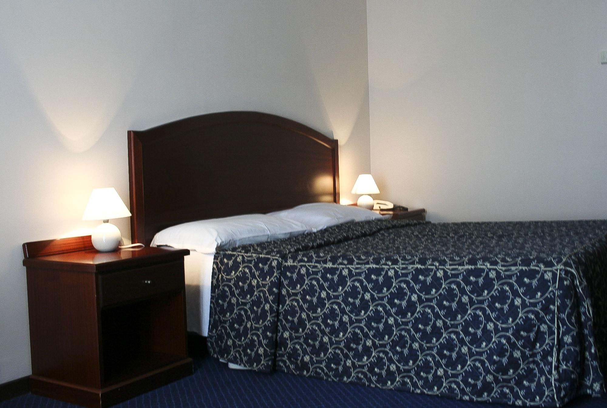 Hotel Mediterraneo Civitavecchia Extérieur photo