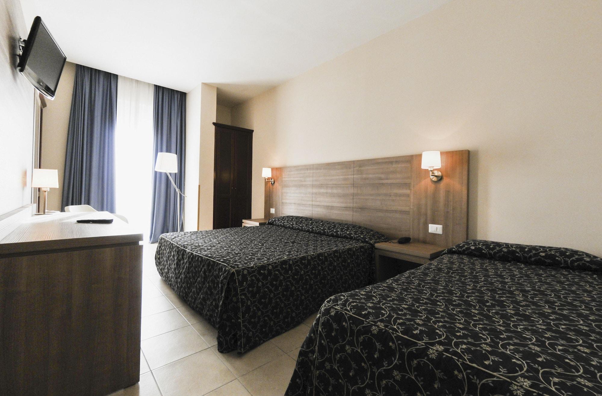 Hotel Mediterraneo Civitavecchia Extérieur photo