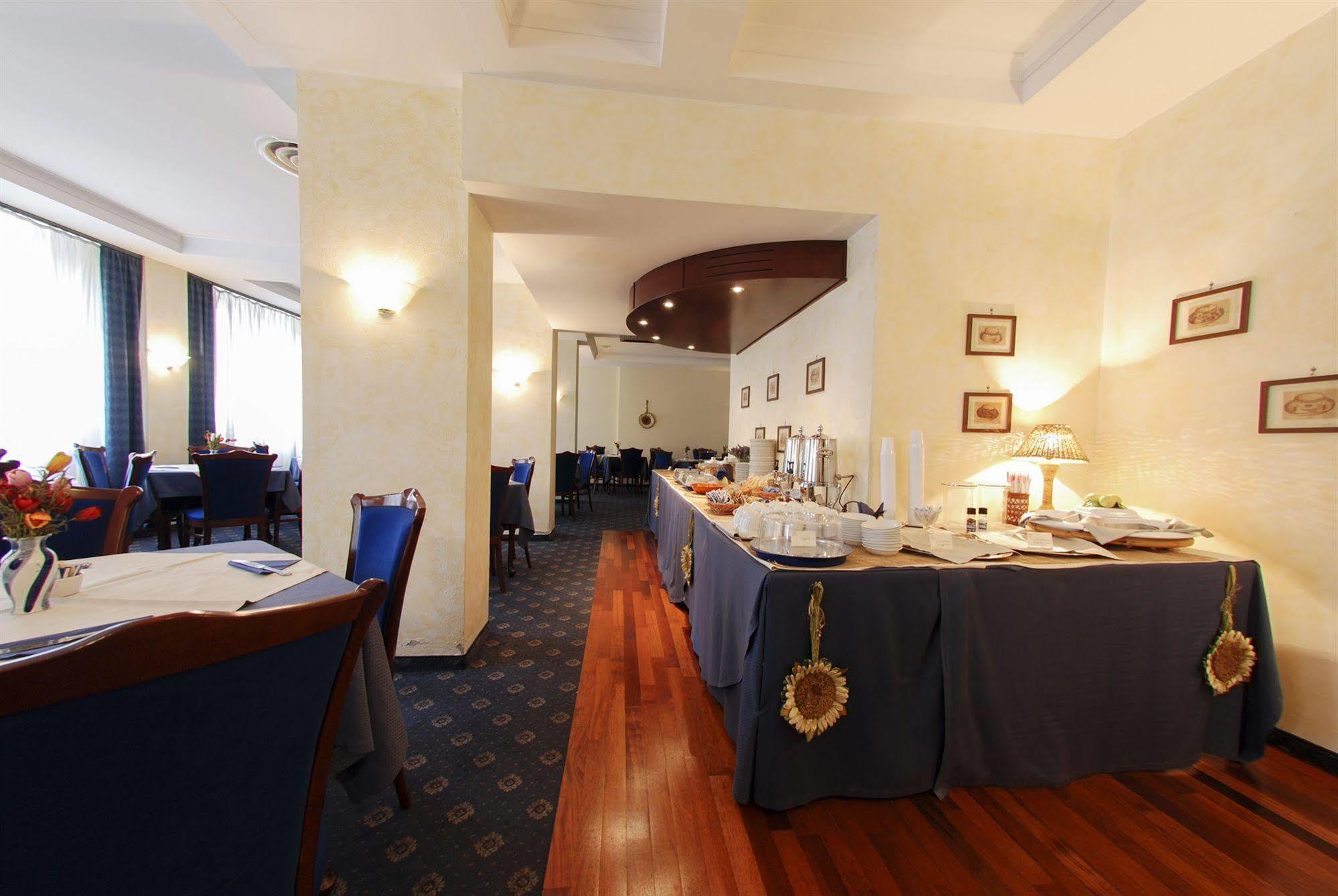 Hotel Mediterraneo Civitavecchia Extérieur photo